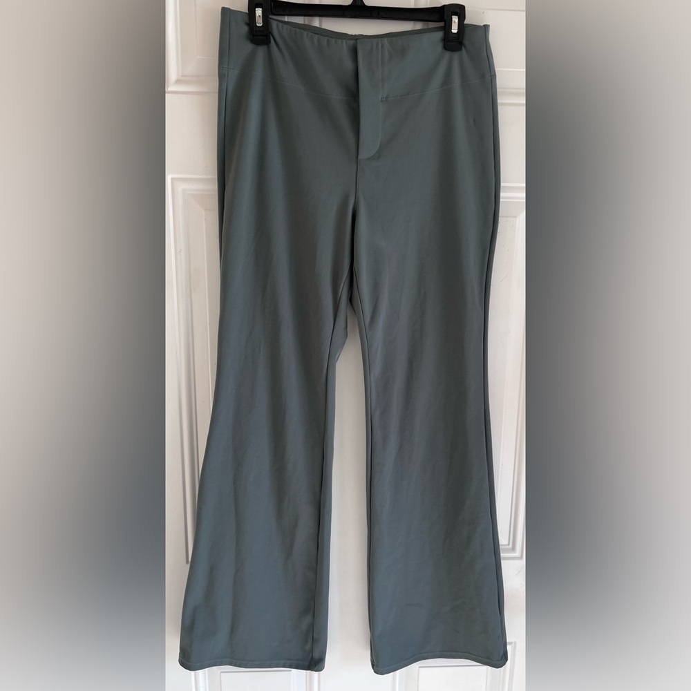 Halara‎ Relaxed Fit Yoga Pants Women’s L Wide Leg Stretch Gray Gym Activewear